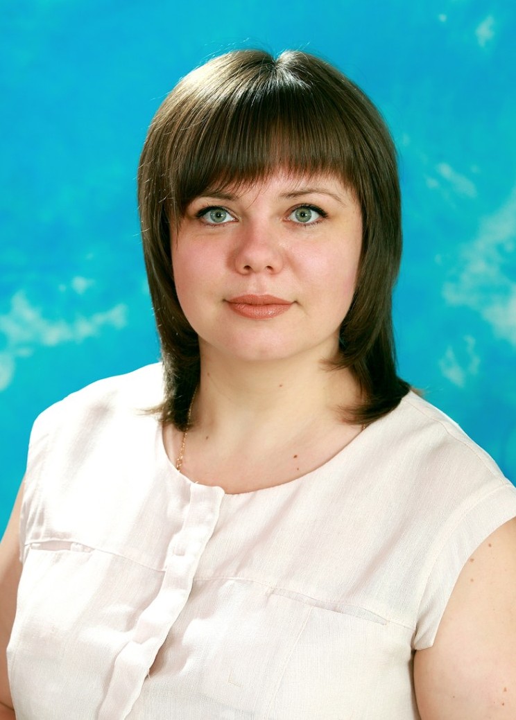 Воспитатель высшей категории Крячина Наталья Сергеевна.